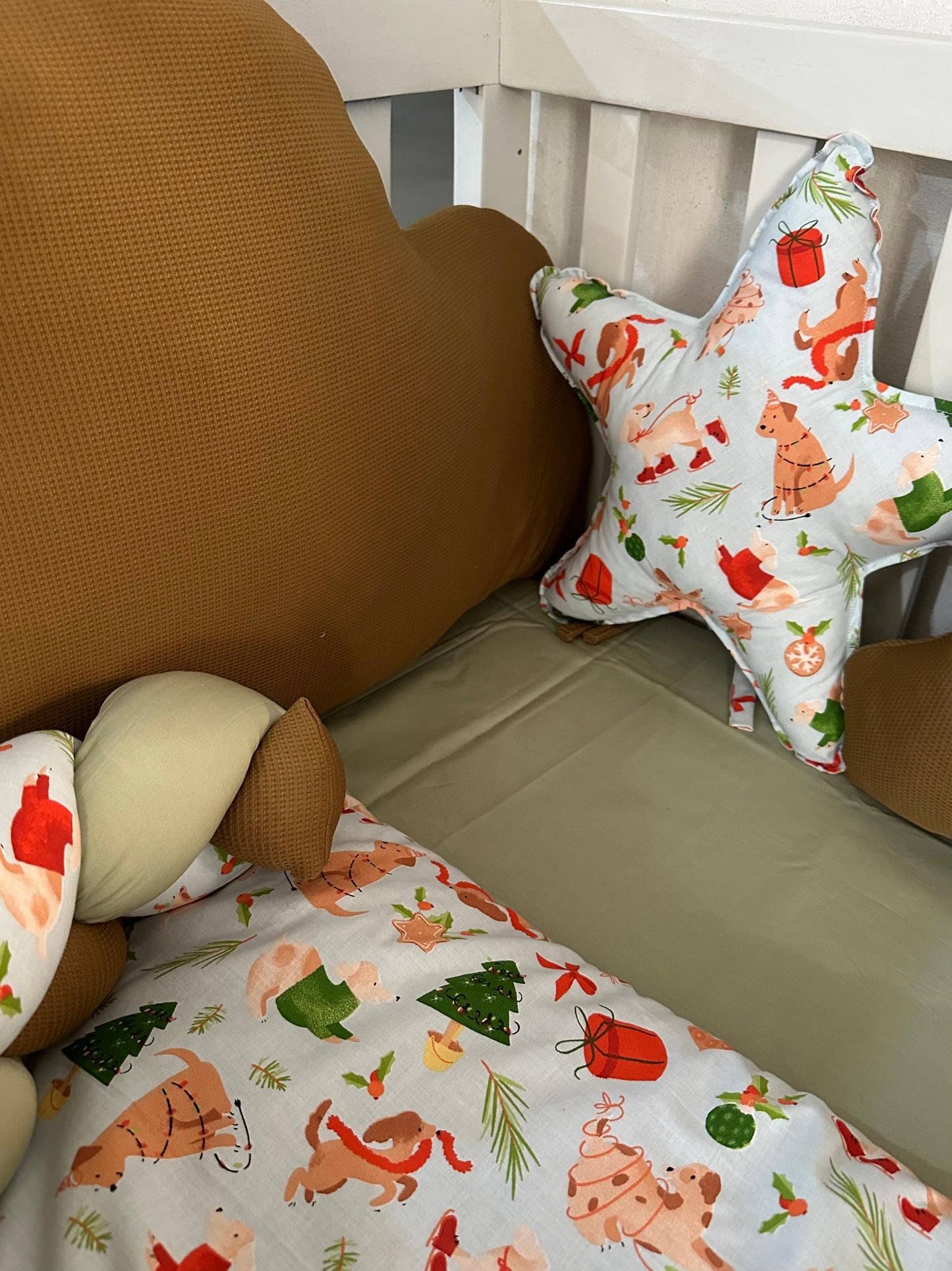 Printed Cotton Baby Cot Set-8 Pcs-Holiday Cheer