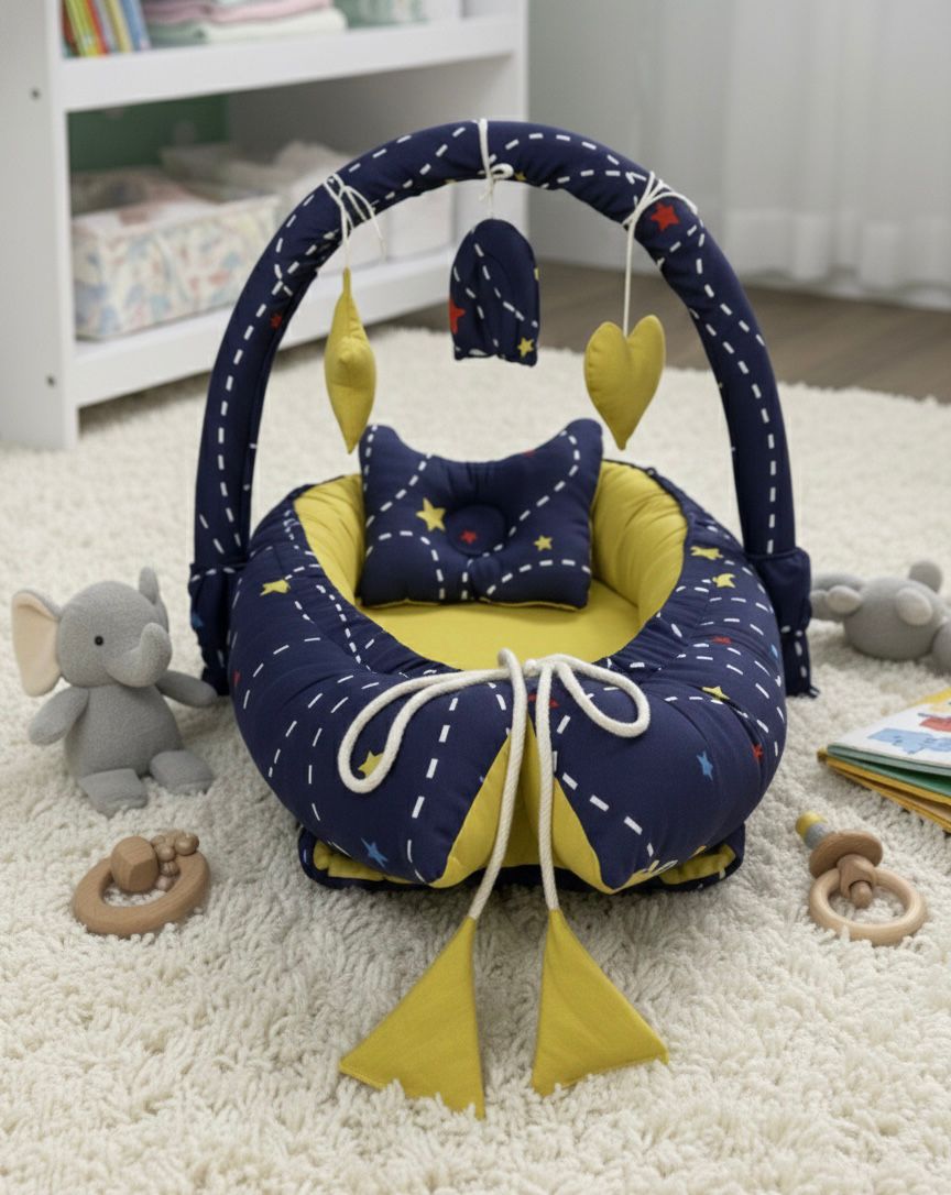 Printed Baby Snuggle Set With Pillow & Net-Yellow Stars