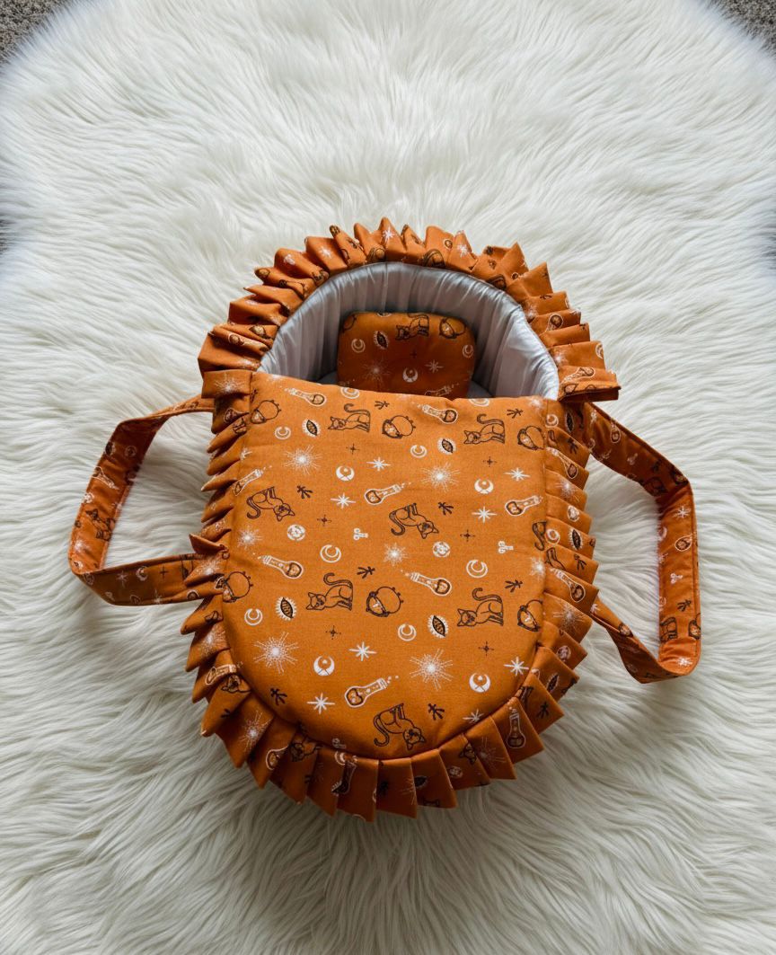 Printed Cotton Baby  Basket with Head Pillow- Orange Magic