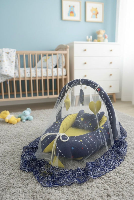 Printed Baby Snuggle Set With Pillow & Net-Yellow Stars