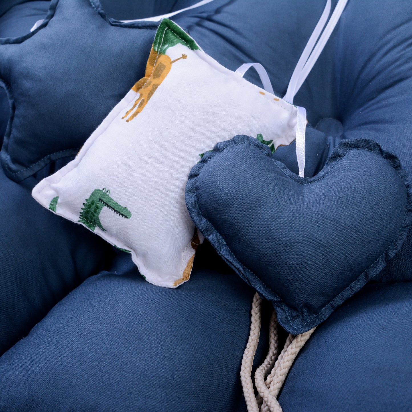 Printed Baby Round Cot with Pillows- Teal Forest