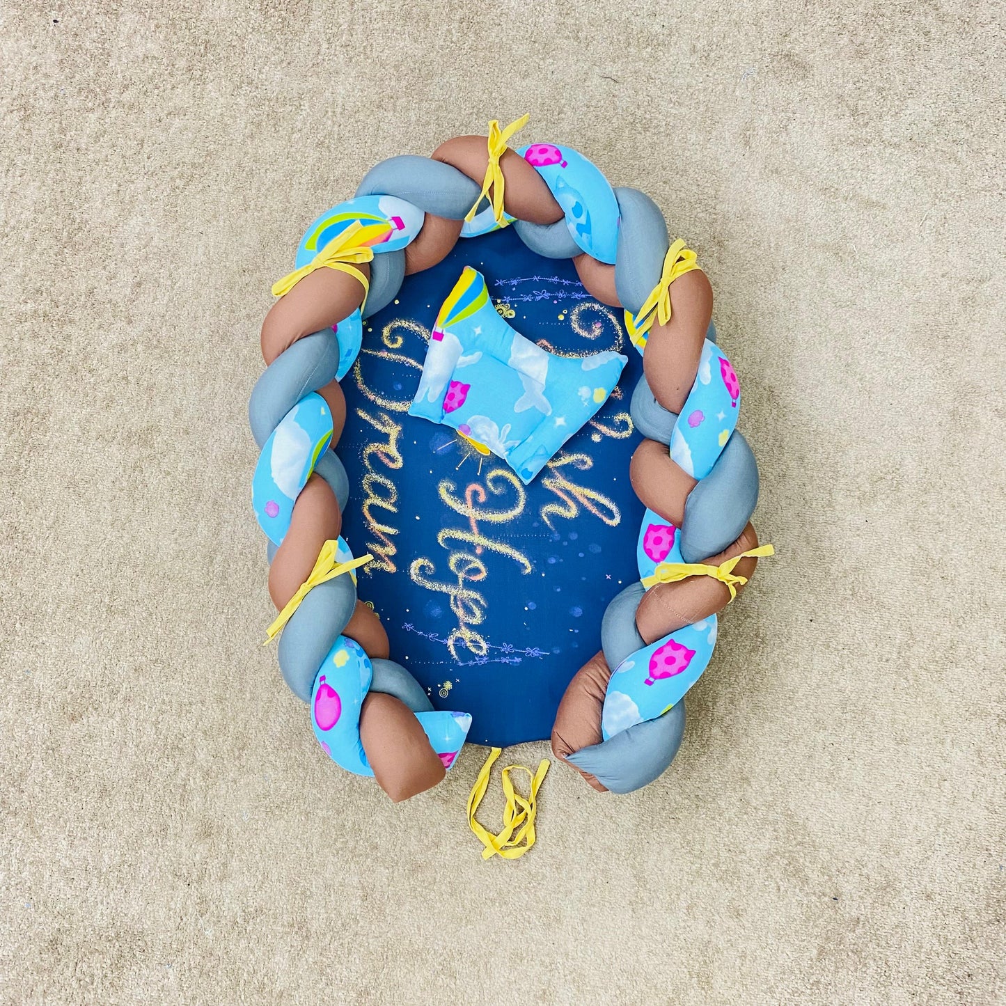 Straw Braid baby Nest with Pillow-Dream