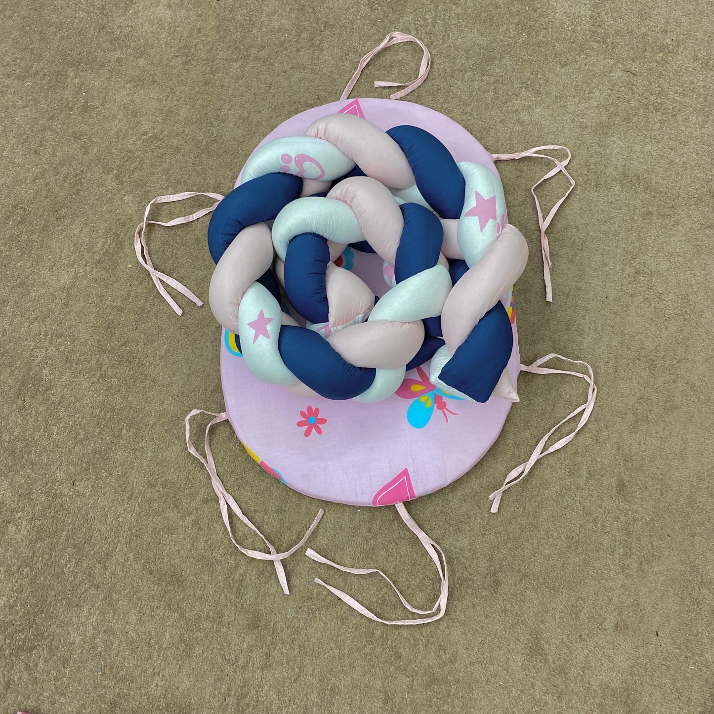 Straw Braid baby Nest with Pillow-Pink