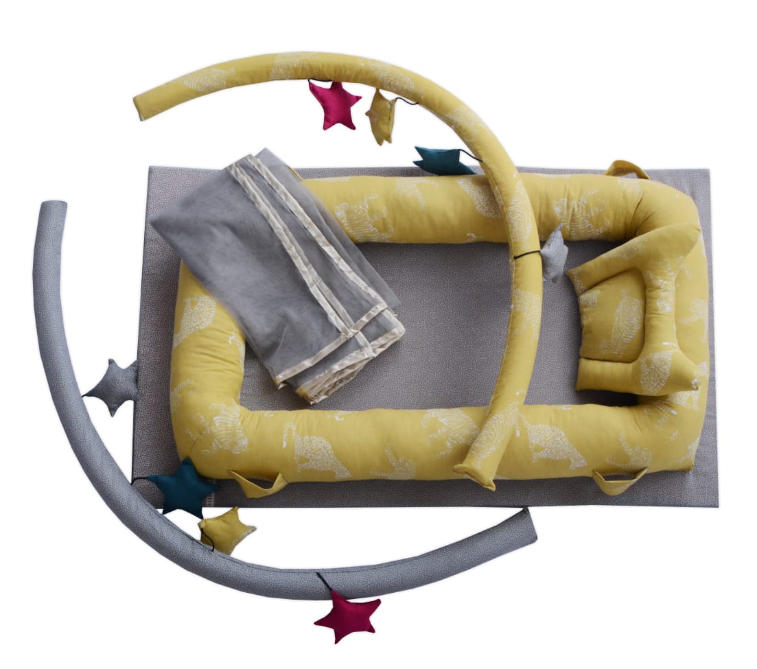 Printed Rectangular Baby snuggle Bed with pillow crib and Mosquito Net-Gray & Yellow