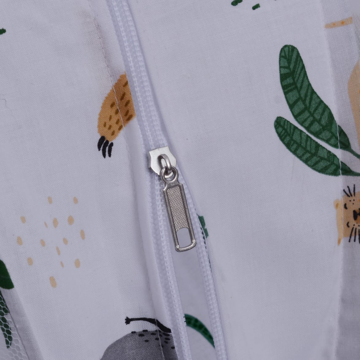 Printed Cotton Baby Mosquito Net with Pillow-White Forest