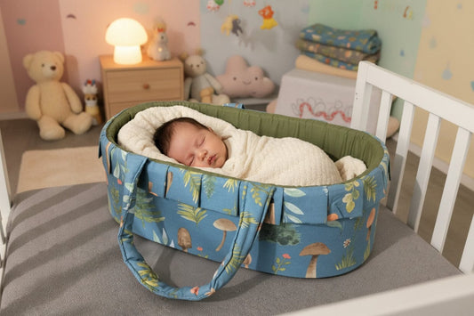 Printed Cotton Baby  Basket with Head Pillow-Olive Deer