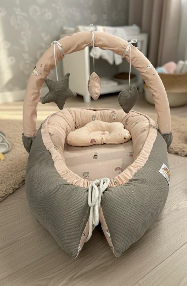 Cotton/ Waffle Baby Snuggle Bed With Pillow and Mosquito Net- Beige